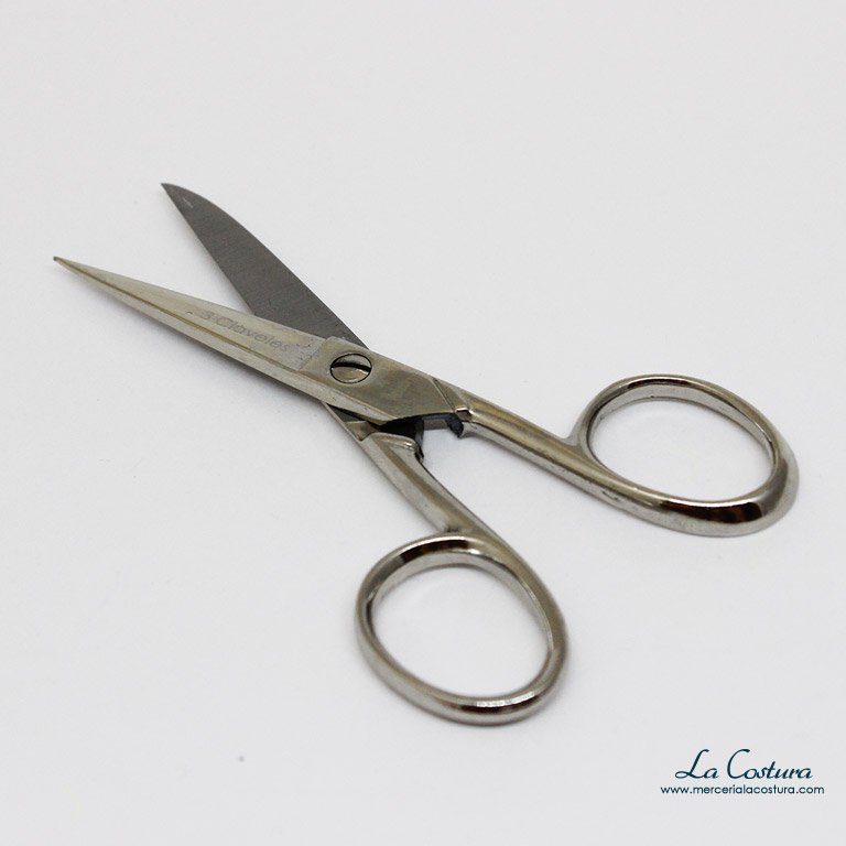 tijera-para-costura-de-varios-usos-de-10-cm-abierta