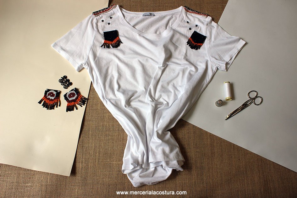 camiseta_customizada_hombreras_pasamaneria_corchetes camiseta_customizada_hombreras_pasamaneria_corchetes
