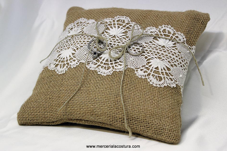 detalles_boda_comunion_cojin_puntilla detalles_boda_comunion_cojin_puntilla