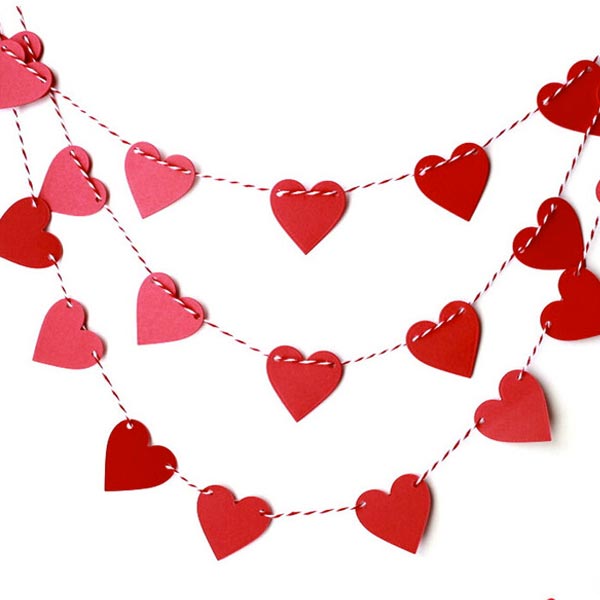 cadeneta-corazones-fieltro