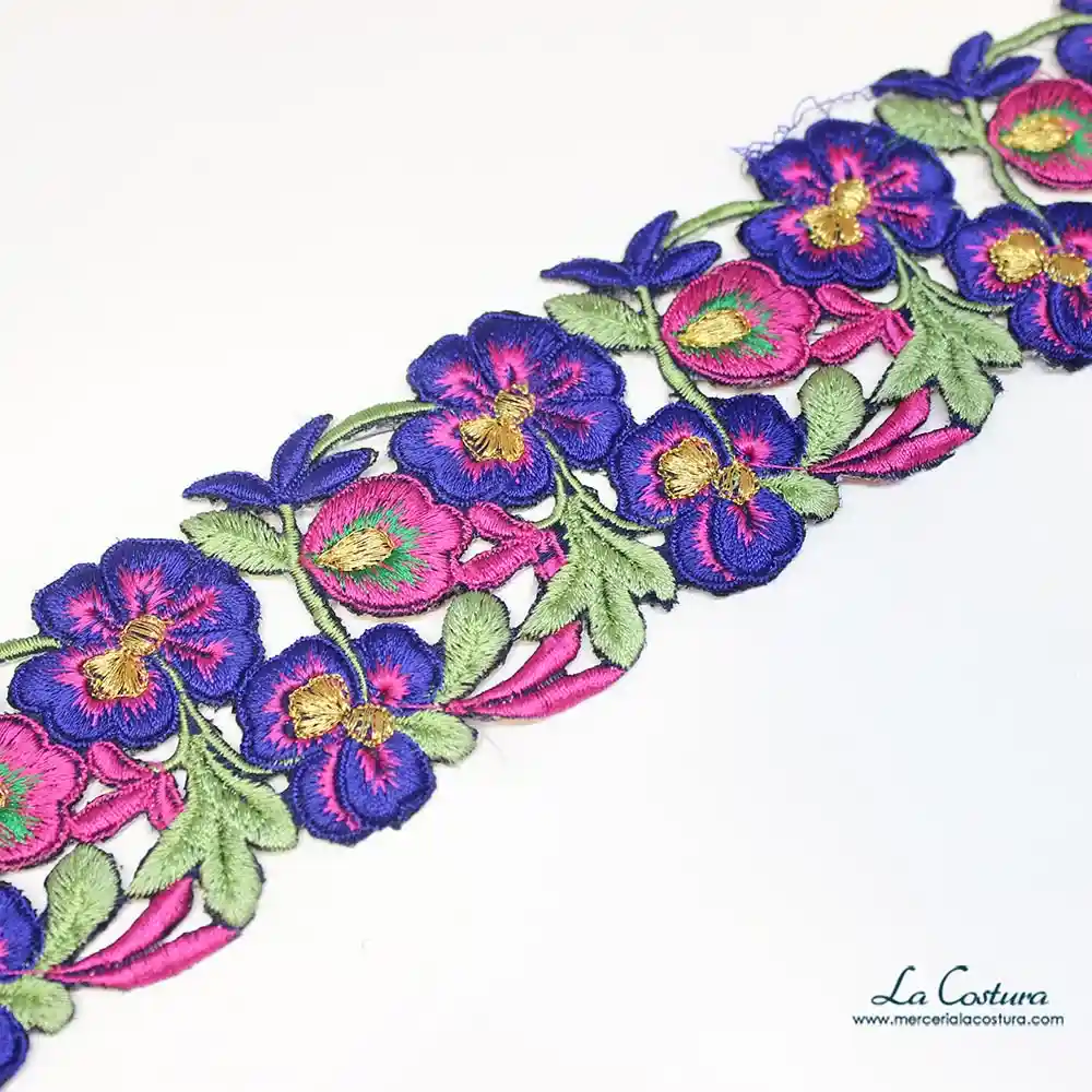 cinta-de-flores-bordadas-azulon-fucsia