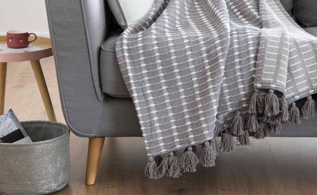 8 propuestas DIY para personalizar tus mantas