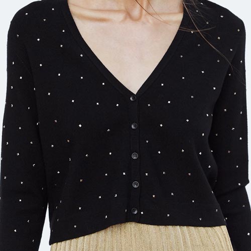 Chaqueta de punto con tachuelas