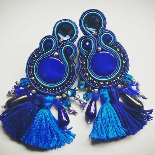 Pendientes de soutache realizados por Soniketes