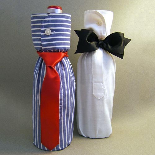 Cubre botellas con pajarita y corbata
