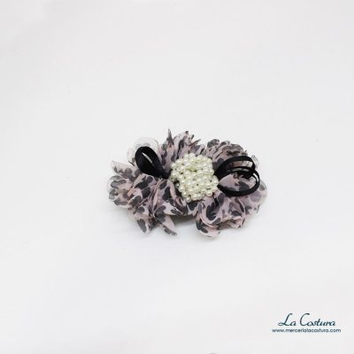 flor-treboles-y-perlas