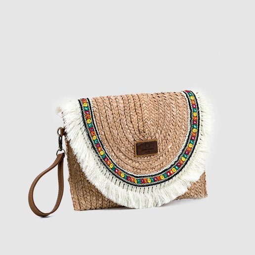 los-bolsos-capazos-must-have-de-la-primavera-flecos