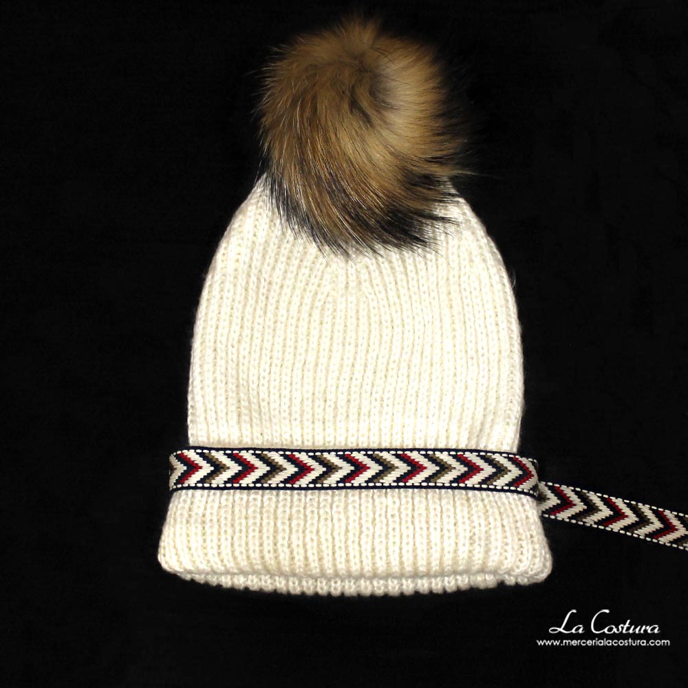 diy-bufandas-guantes-gorros-tapacosturas-pompon-pelonatural