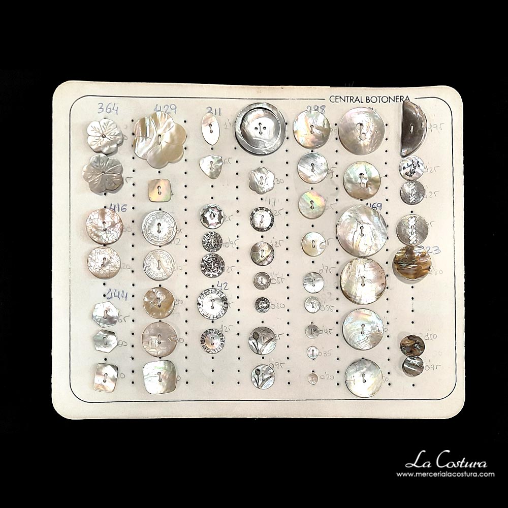 botones-dorados-lacostura-1