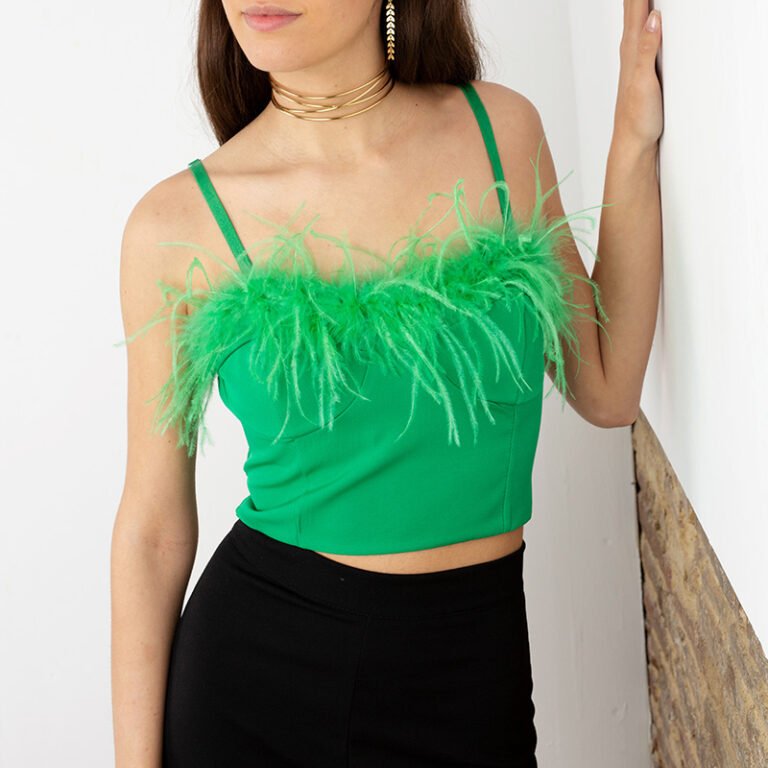 plumas-looks-otono-invierno-crop-top