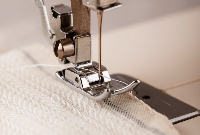 errores-comunes-maquina-coser-resolverlos-min