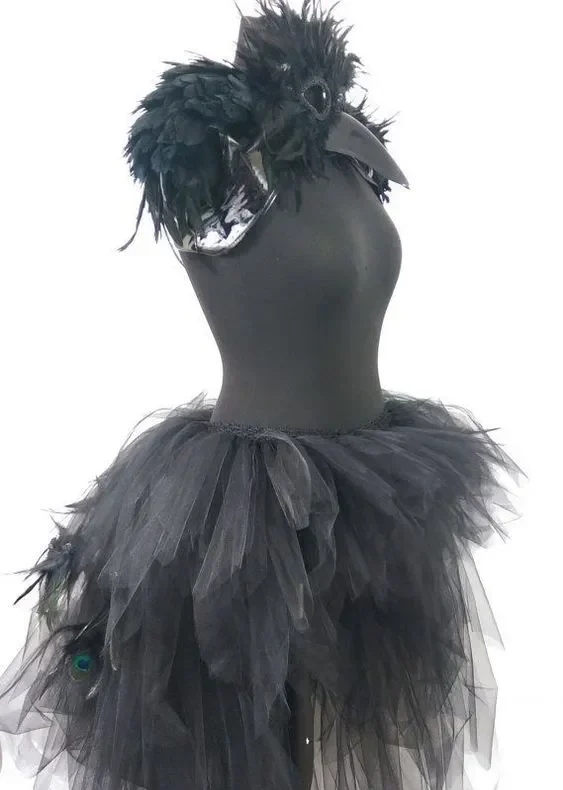 disfraz-cuervo-plumas-marabu