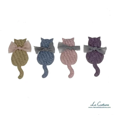 aplique-gatito-de-lana-con-lazo