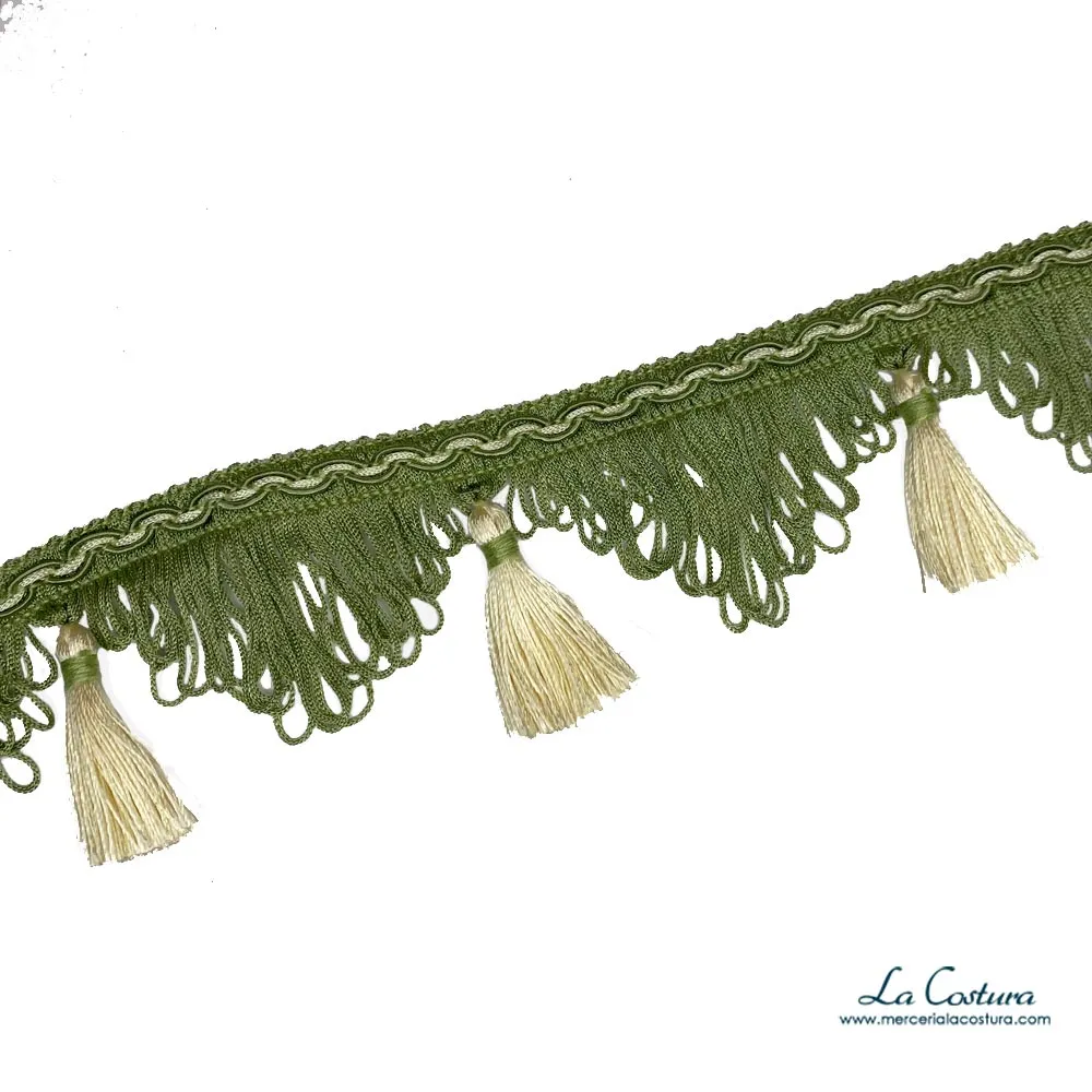 Pasamaneria-borlas-y-flecos-tapiceria-verde