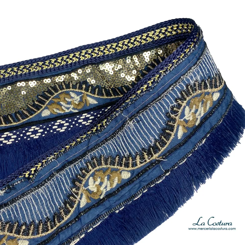 Pasamanería azul con lentejuelas y flecos
