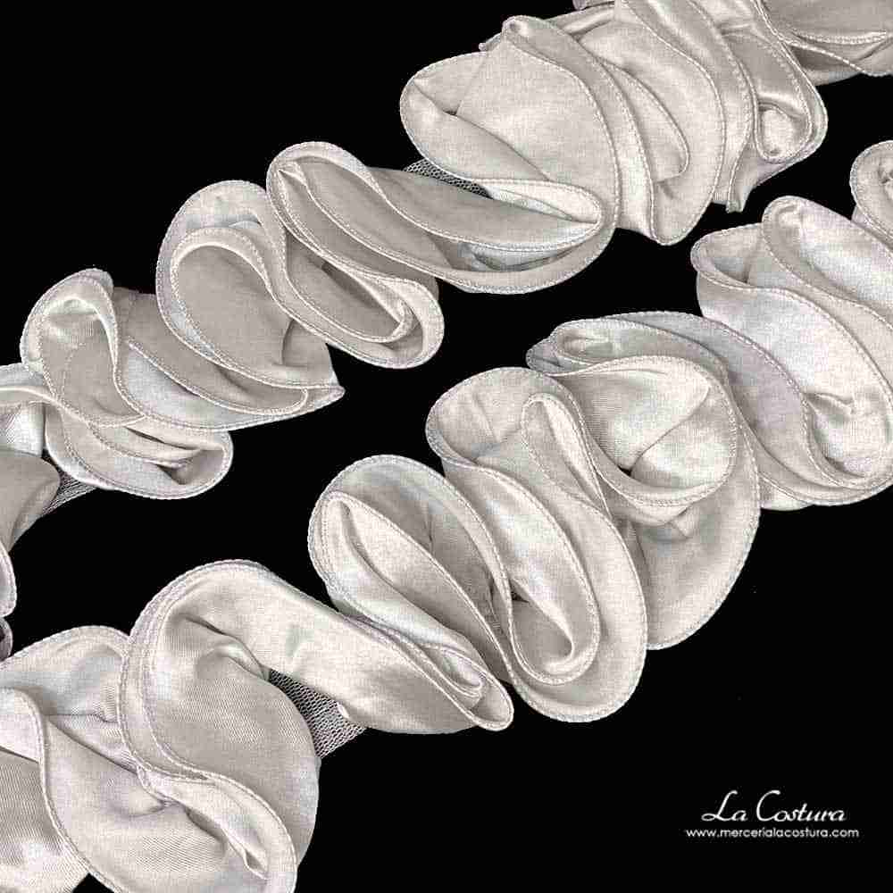 Pasamanería ondas raso efecto flor 10cm - Imagen 7